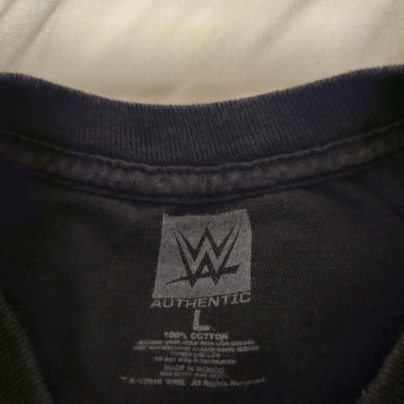 NWO - NEW WORLD ORDER WRESTLING LOGO SHORT SLEEVE T-SHIRT L Large WWE Authentic - Picture 5 of 9
